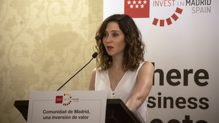 Isabel Díaz Ayuso elogia a Sebastián Piñera como un “político irrepetible” y “admirado en España” en su visita a Chile